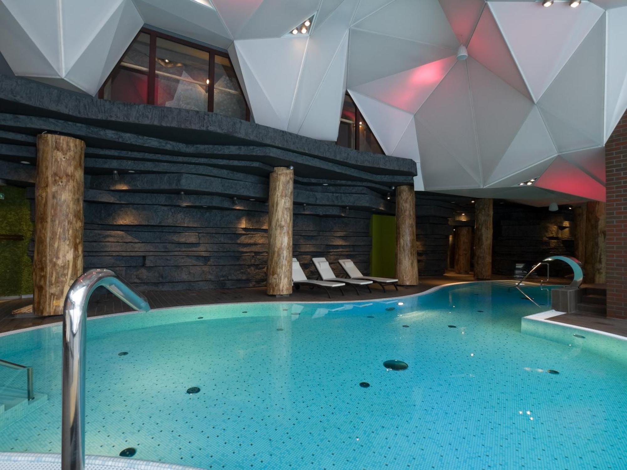 Hotel Zubrowka Spa & Wellness Białowieża 外观 照片